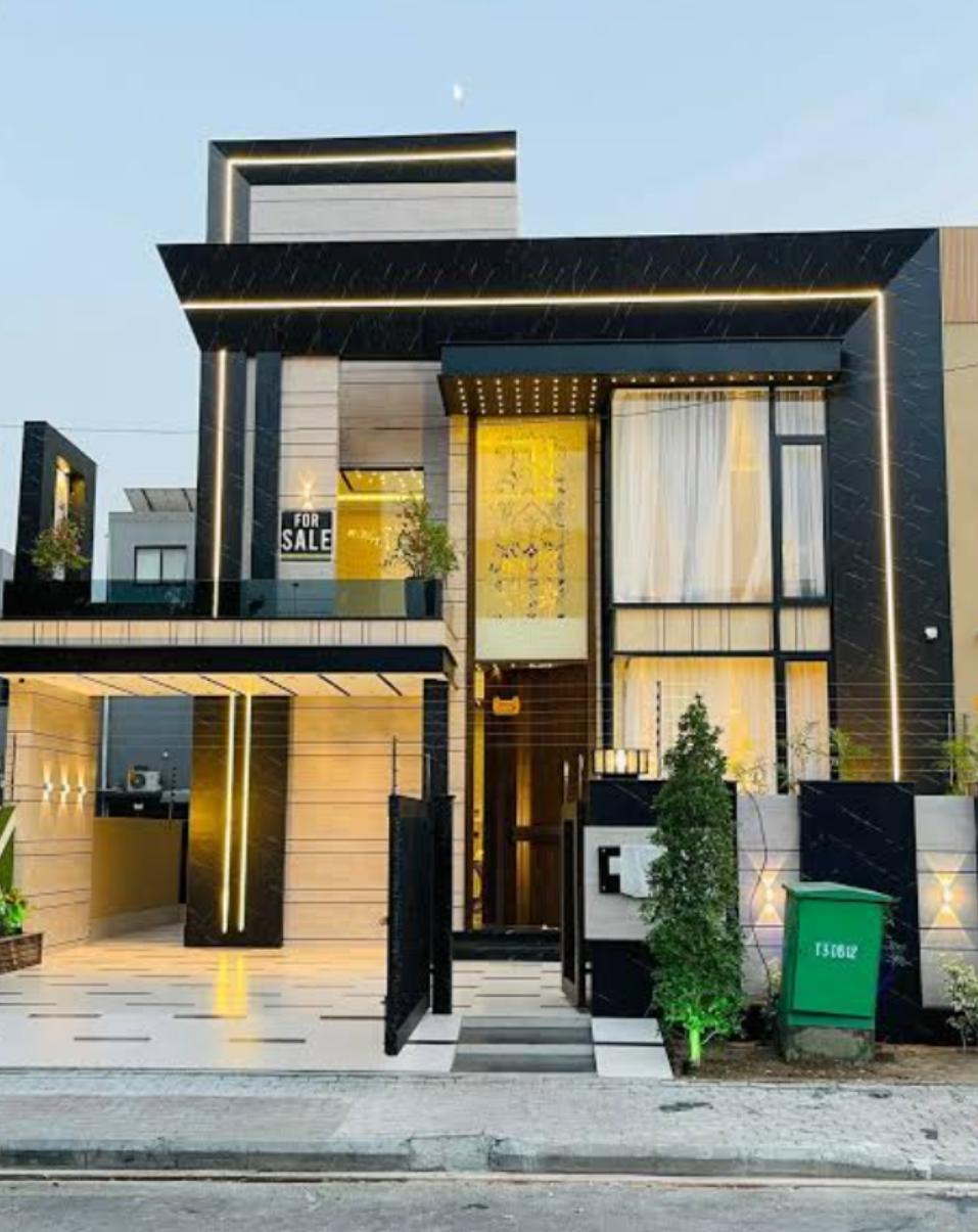 10 MARLA HOUSE